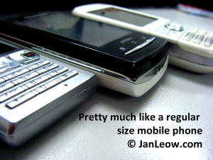 Sony Ericsson Xperia X10 side view comparison